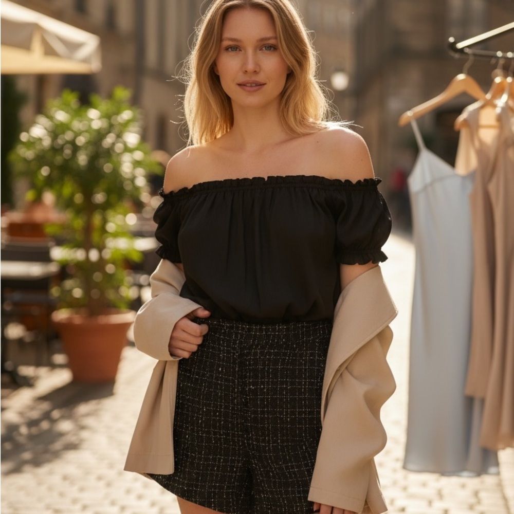 Black Off-Shoulder Women’s Shorts — Classic Summer Style
